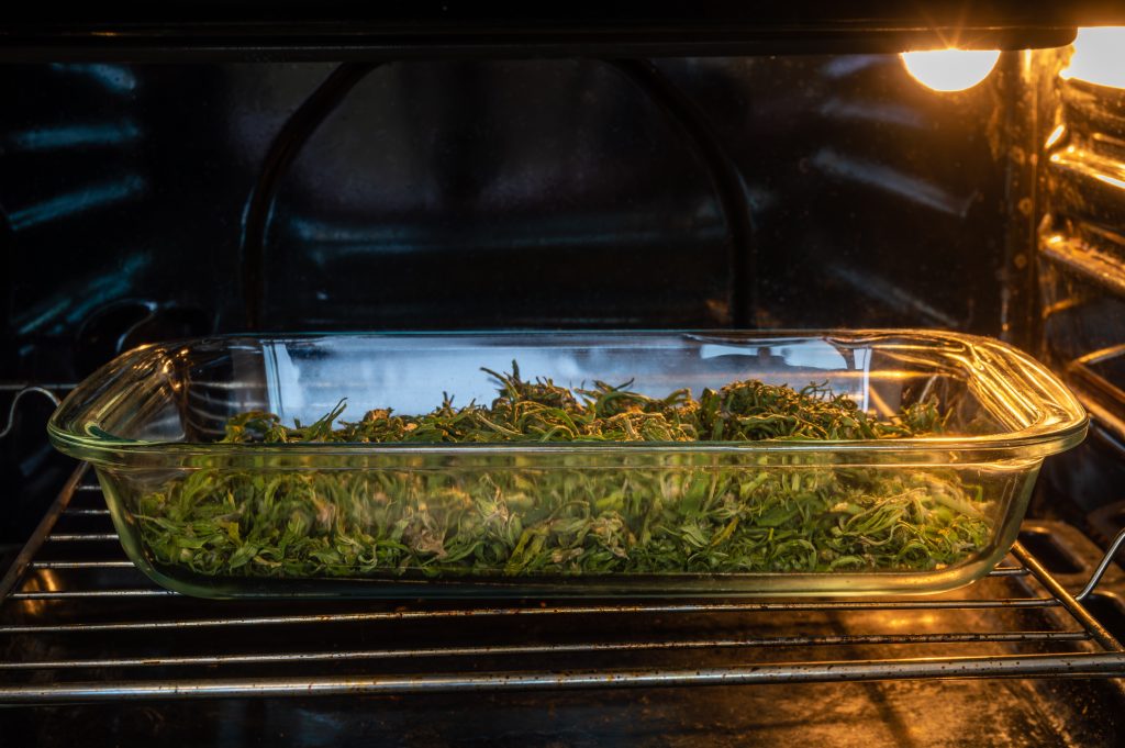 Decarboxylation of marijuana in an oven. Baking cannabis buds to activate the psychoactive effect and cook with it later. 