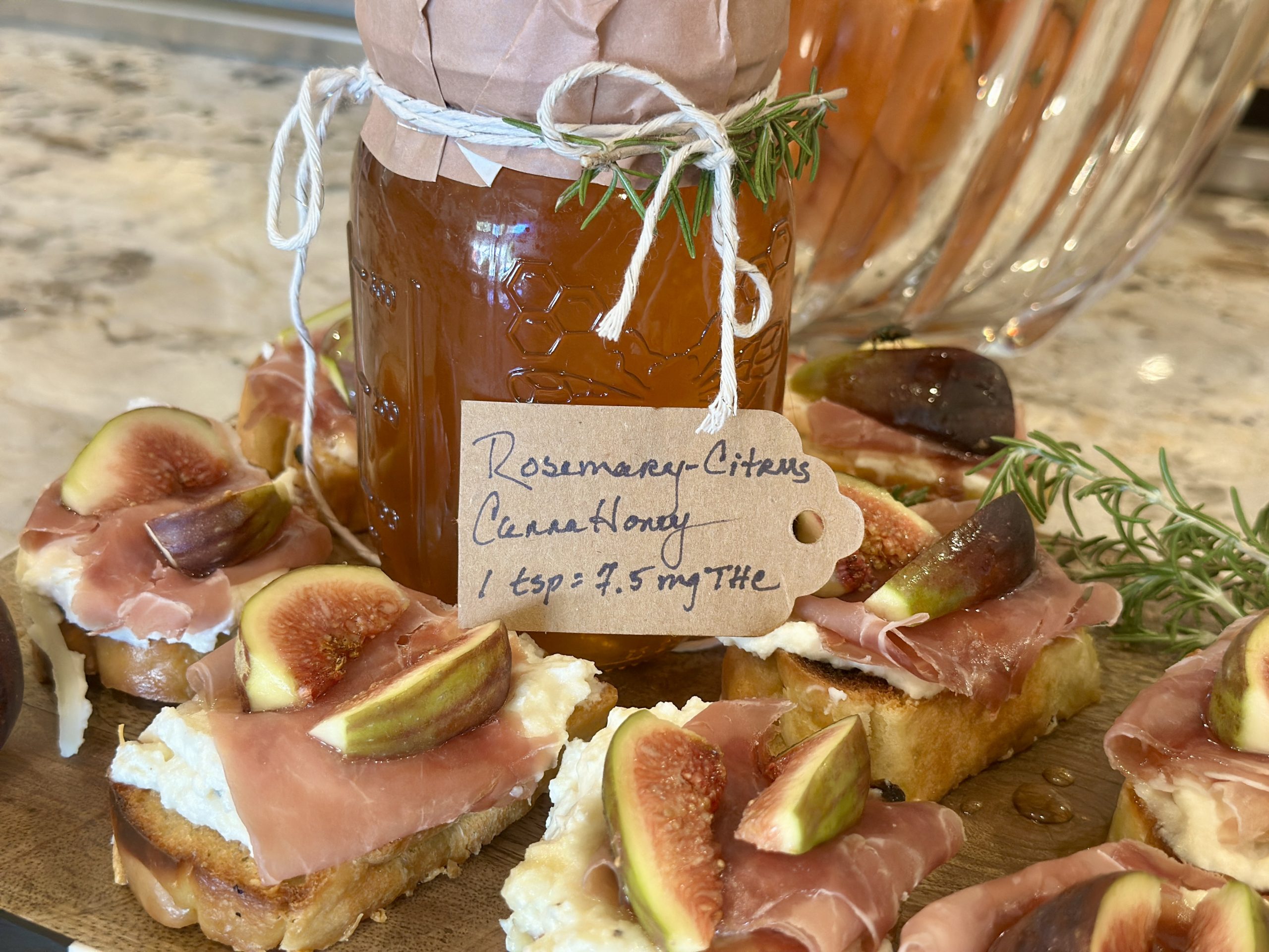 Holiday Rosemary Citrus CannaHoney + Ricotta & Fig Crostini: A LĒVO Potency & Dosing Guide